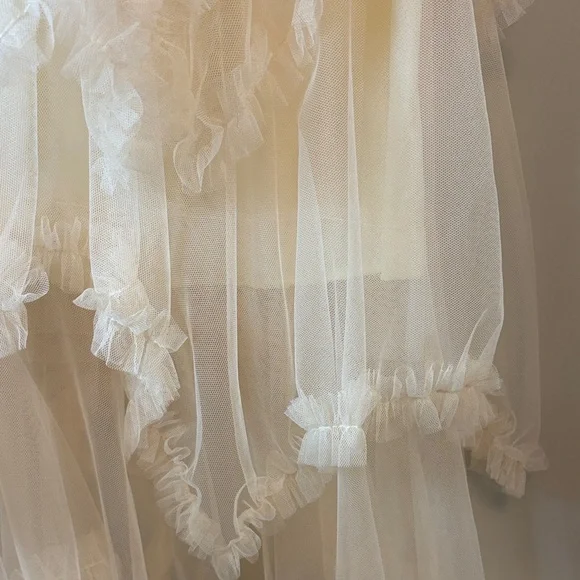 Elegant Cream Layered Tulle Skirt | High Waist | Fairycore Flowing - Picture 4 of 4